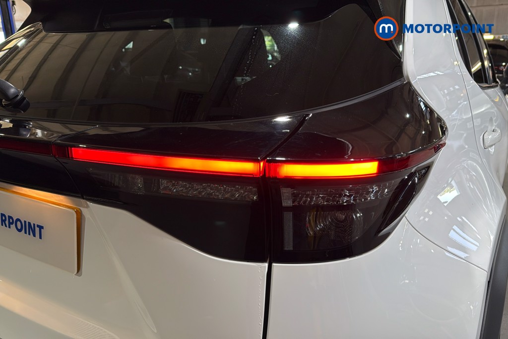 Toyota Yaris Cross Excel Automatic Petrol-Electric Hybrid Estate - Stock Number (1633976) - 38th supplementary image