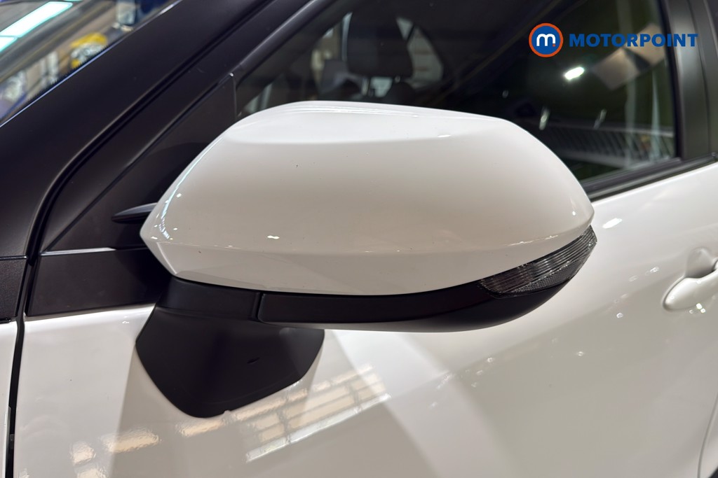 Toyota Yaris Cross Excel Automatic Petrol-Electric Hybrid Estate - Stock Number (1633976) - 43rd supplementary image