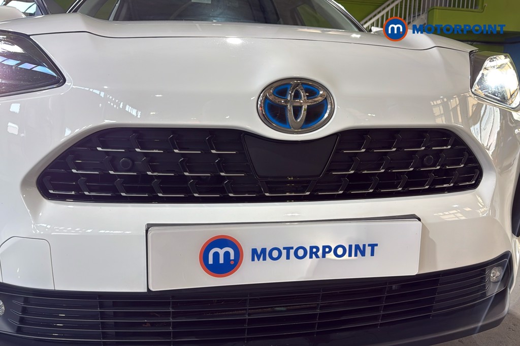 Toyota Yaris Cross Excel Automatic Petrol-Electric Hybrid Estate - Stock Number (1633976) - 45th supplementary image