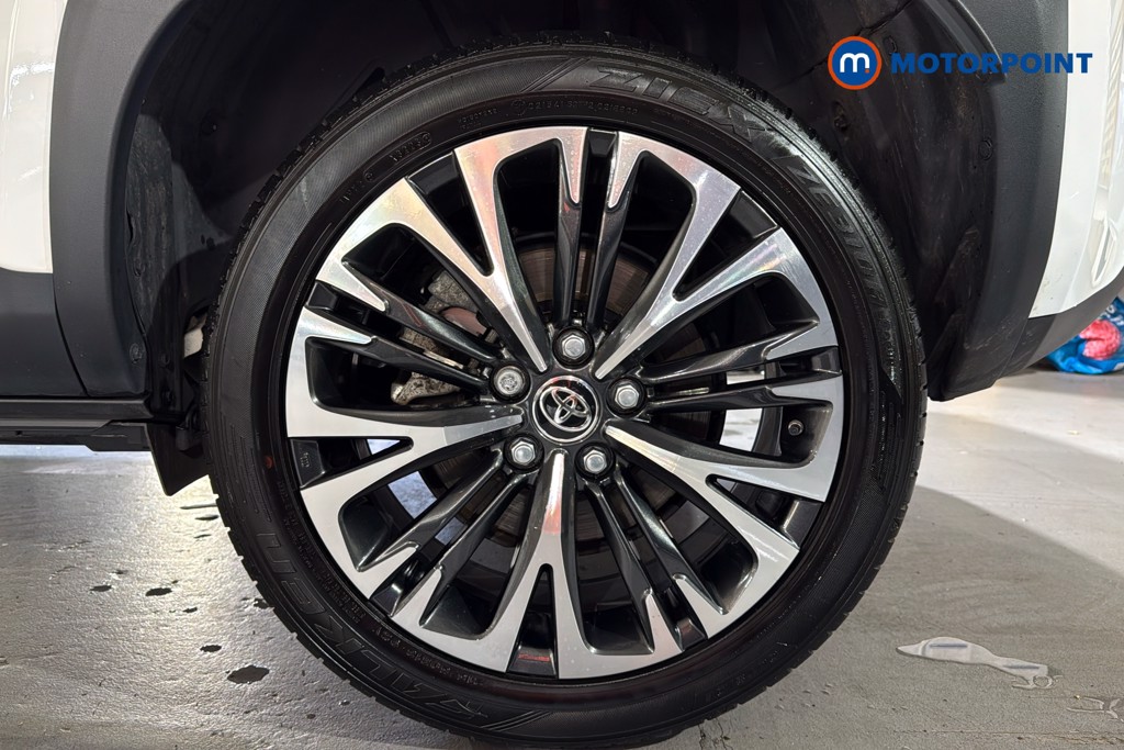 Toyota Yaris Cross Excel Automatic Petrol-Electric Hybrid Estate - Stock Number (1633976) - 48th supplementary image