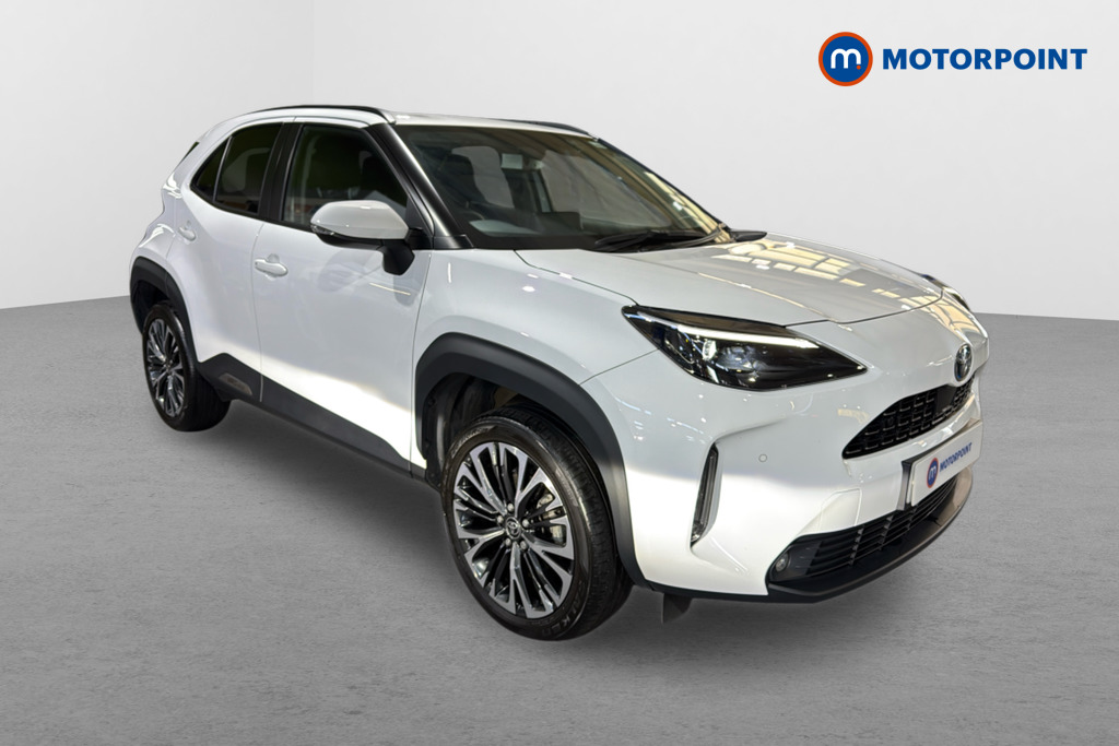Toyota Yaris Cross Excel Automatic Petrol-Electric Hybrid Estate - Stock Number (1633976) - Drivers side front corner