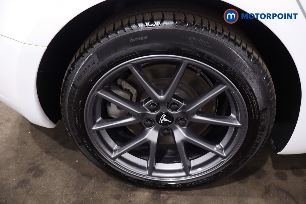 Tesla Model 3 Long Range Automatic Electric Saloon - Stock Number (1634206) - 9th supplementary image