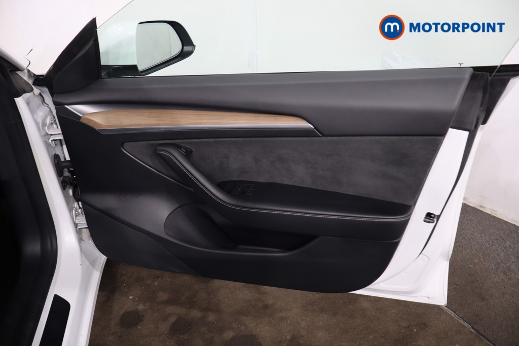 Tesla Model 3 Long Range Automatic Electric Saloon - Stock Number (1634206) - 22nd supplementary image