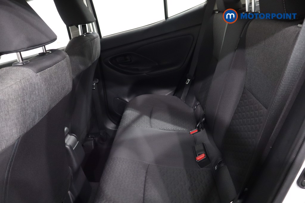 Toyota Yaris Cross Icon Automatic Petrol-Electric Hybrid Estate - Stock Number (1634269) - 5th supplementary image