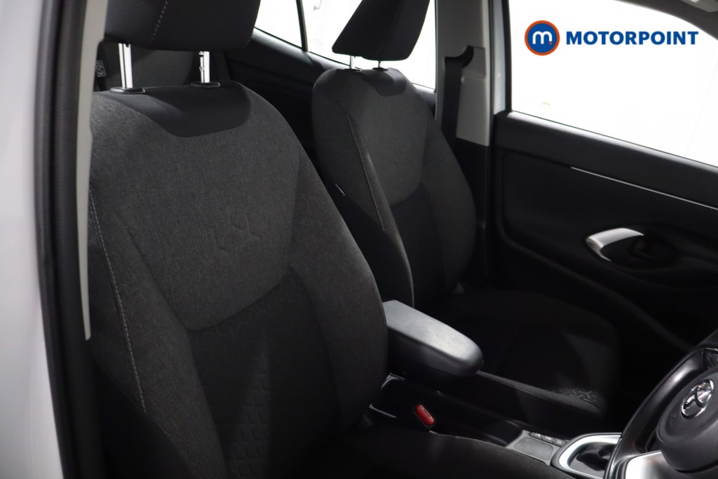 Toyota Yaris Cross Icon Automatic Petrol-Electric Hybrid Estate - Stock Number (1634269) - 24th supplementary image