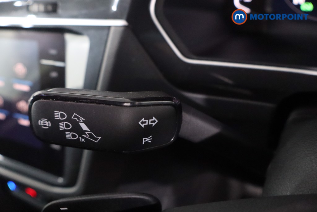 Volkswagen Tiguan R-Line Automatic Petrol SUV - Stock Number (1634378) - 16th supplementary image