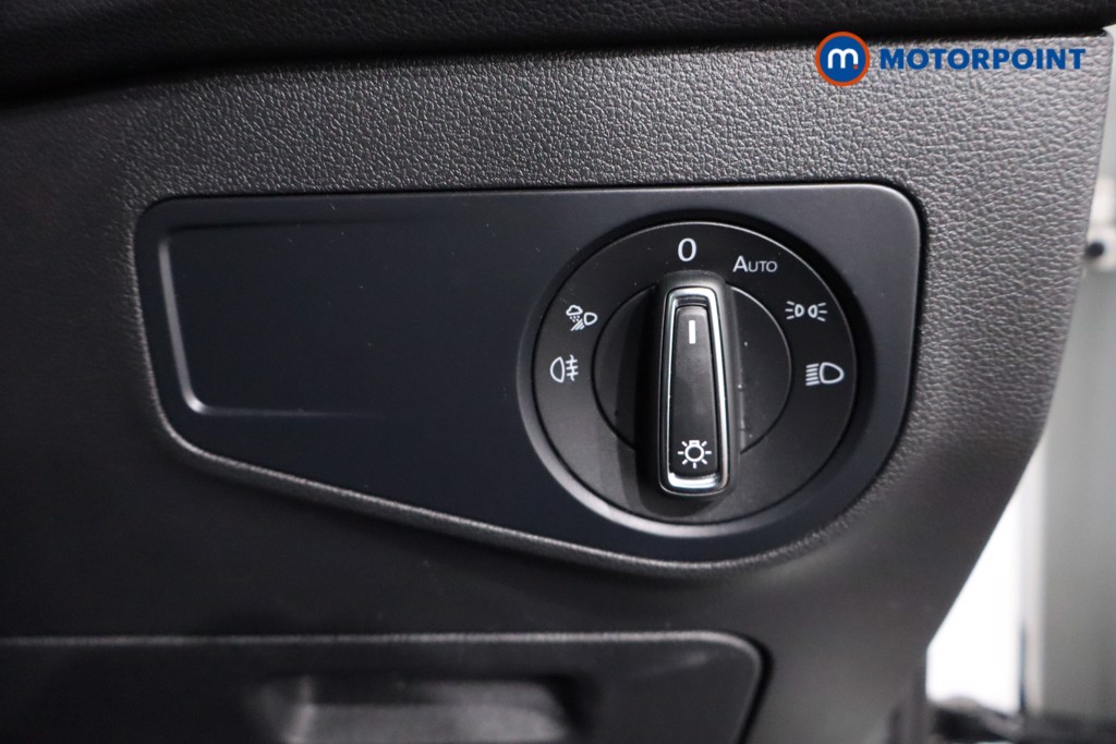 Volkswagen Tiguan R-Line Automatic Petrol SUV - Stock Number (1634378) - 18th supplementary image