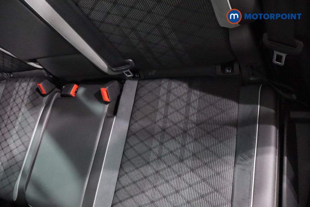 Volkswagen Tiguan R-Line Automatic Petrol SUV - Stock Number (1634378) - 33rd supplementary image