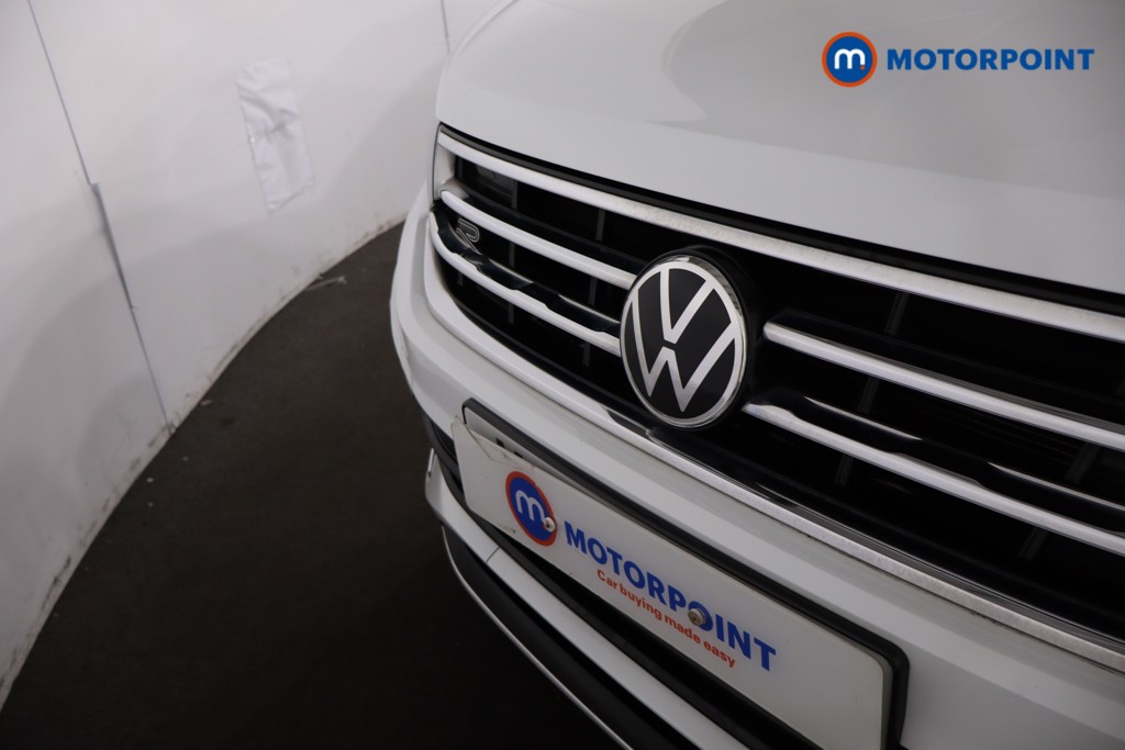 Volkswagen Tiguan R-Line Automatic Petrol SUV - Stock Number (1634378) - 38th supplementary image