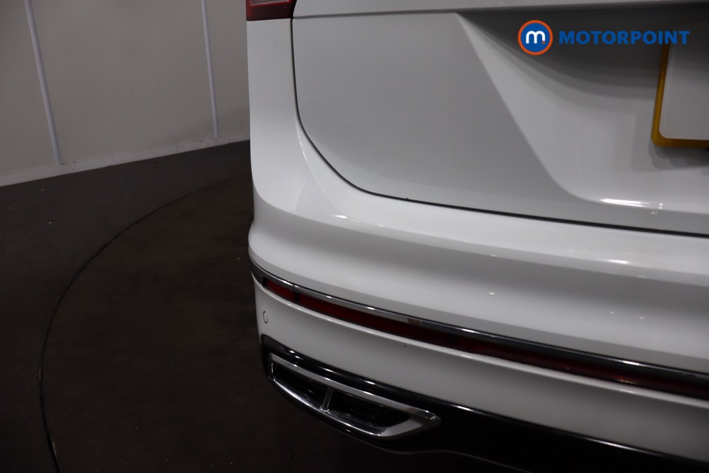 Volkswagen Tiguan R-Line Automatic Petrol SUV - Stock Number (1634378) - 46th supplementary image