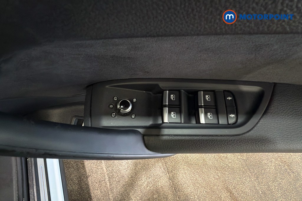 Audi Q5 S Line Automatic Petrol SUV - Stock Number (1634386) - 20th supplementary image