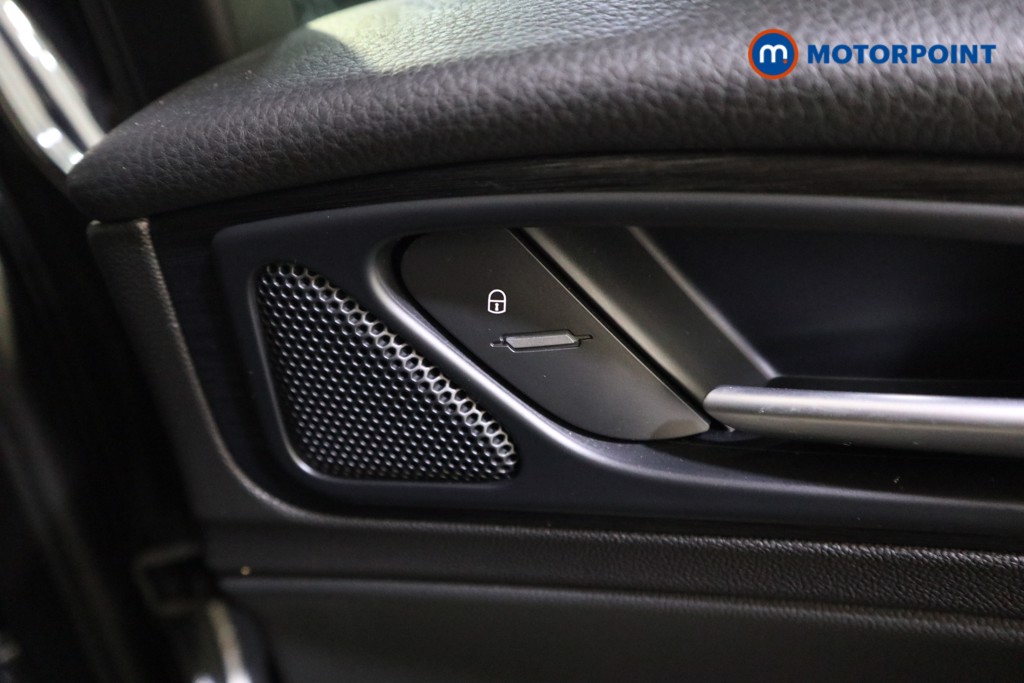 Alfa Romeo Stelvio Nero Edizione Automatic Petrol SUV - Stock Number (1634417) - 23rd supplementary image