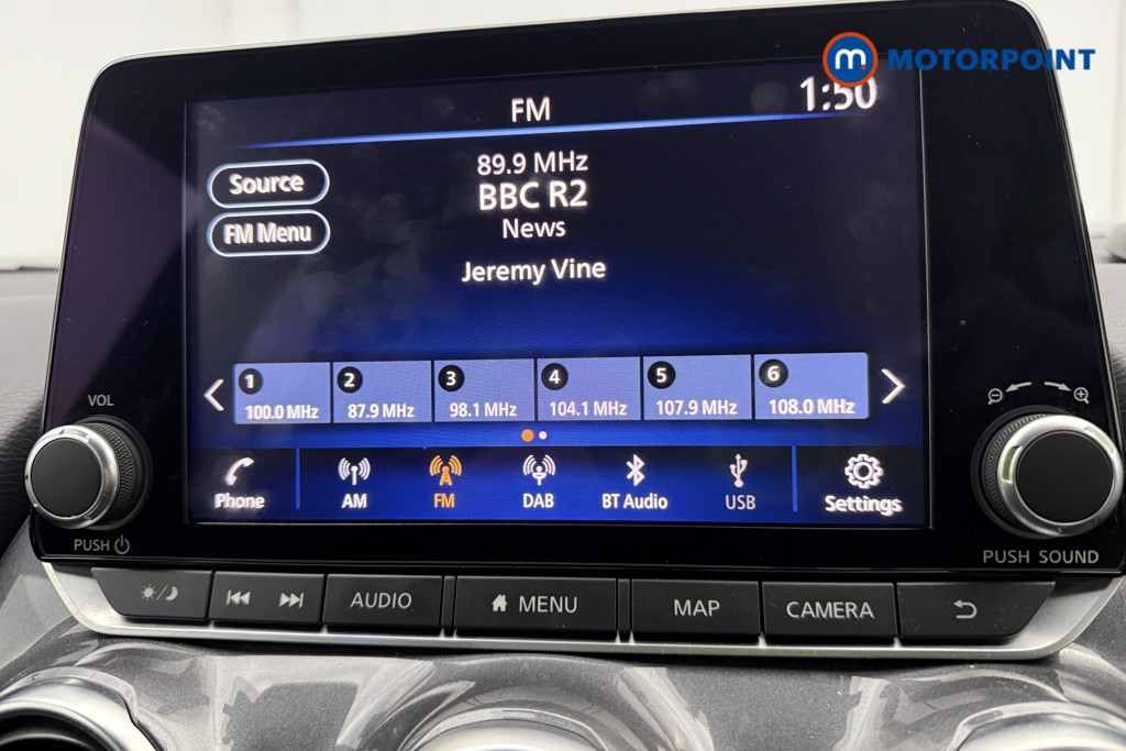 Nissan Juke N-Connecta Automatic Petrol SUV - Stock Number (1634573) - 4th supplementary image