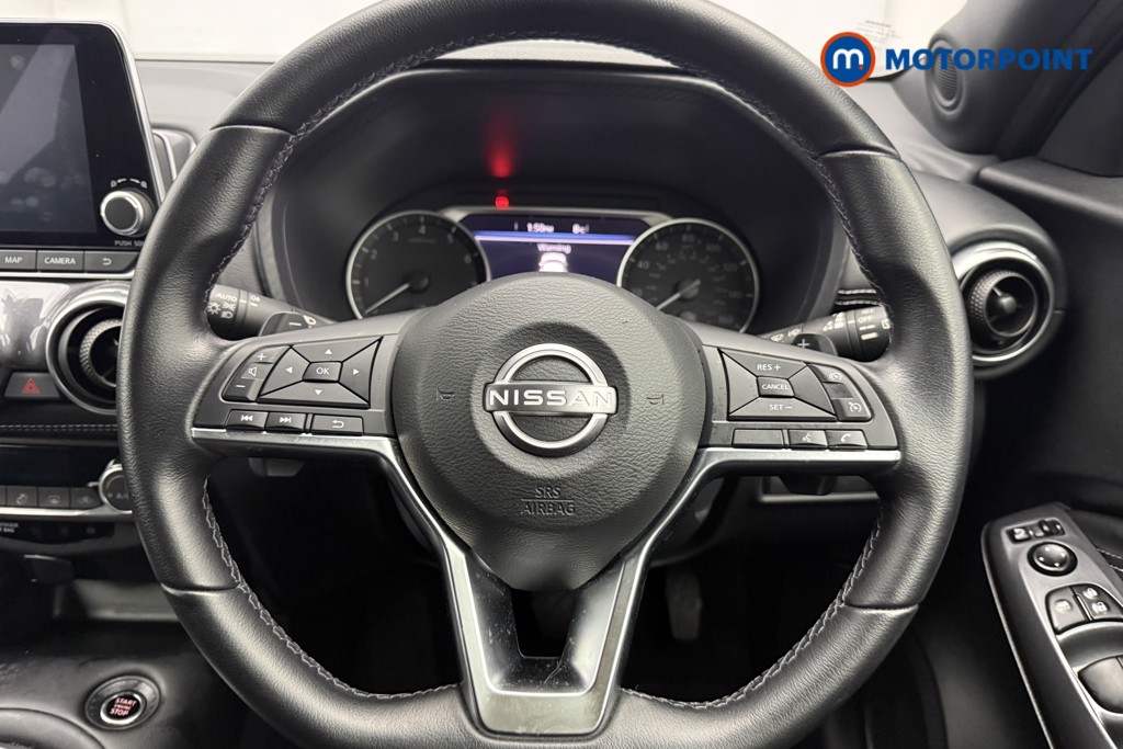 Nissan Juke N-Connecta Automatic Petrol SUV - Stock Number (1634573) - 5th supplementary image
