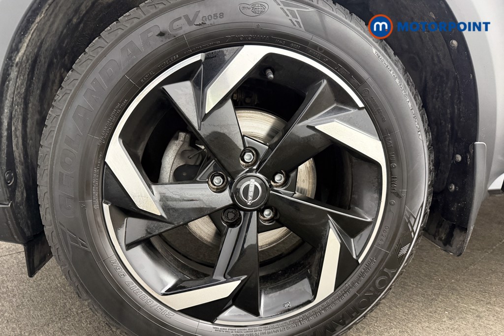 Nissan Juke N-Connecta Automatic Petrol SUV - Stock Number (1634573) - 12th supplementary image