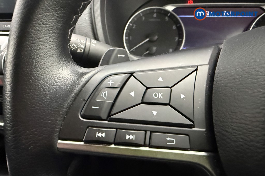 Nissan Juke N-Connecta Automatic Petrol SUV - Stock Number (1634573) - 14th supplementary image