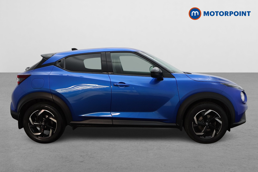 Nissan Juke N-Connecta Automatic Petrol SUV - Stock Number (1634573) - Drivers side