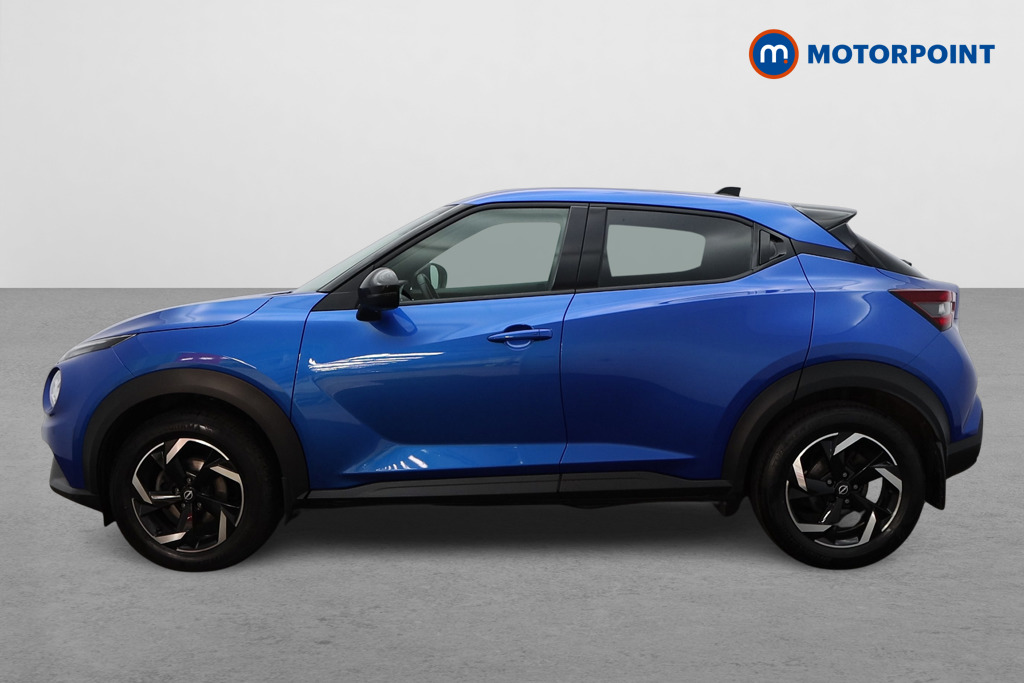 Nissan Juke N-Connecta Automatic Petrol SUV - Stock Number (1634573) - Passenger side