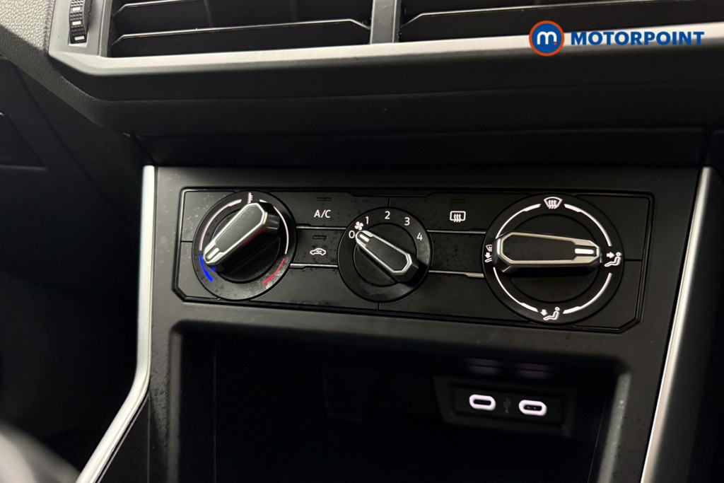 Volkswagen Polo Life Manual Petrol Hatchback - Stock Number (1634597) - 12th supplementary image