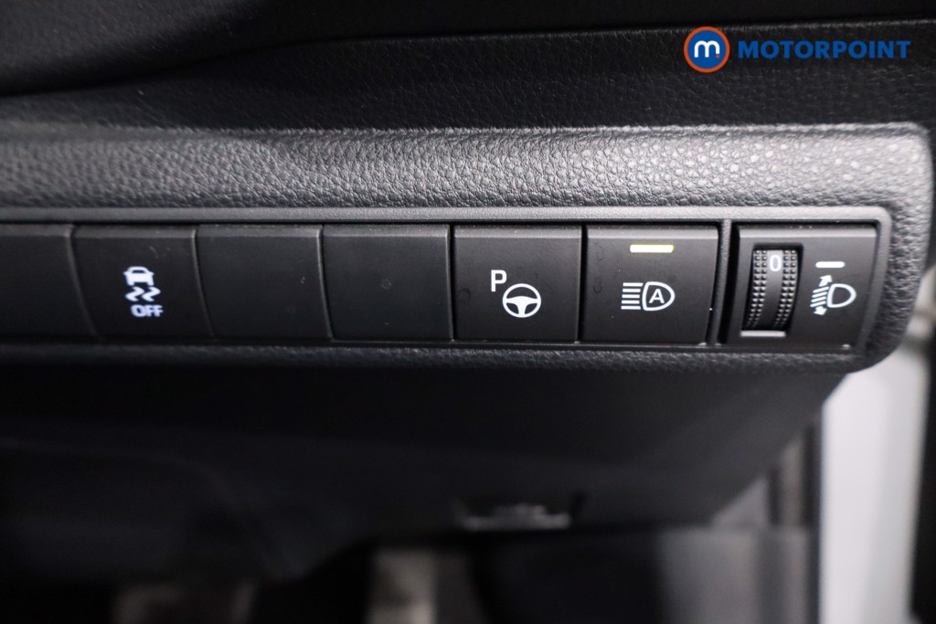 Toyota Corolla Gr Sport Automatic Petrol-Electric Hybrid Estate - Stock Number (1634731) - 17th supplementary image