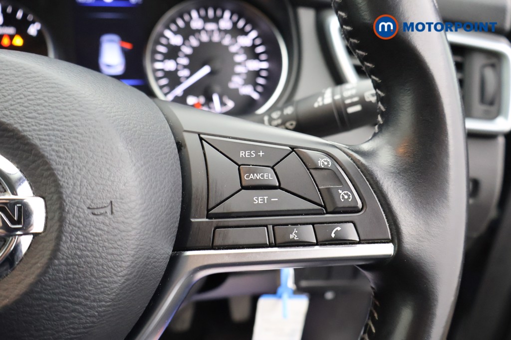 Nissan Qashqai Acenta Premium Manual Diesel SUV - Stock Number (1634767) - 3rd supplementary image
