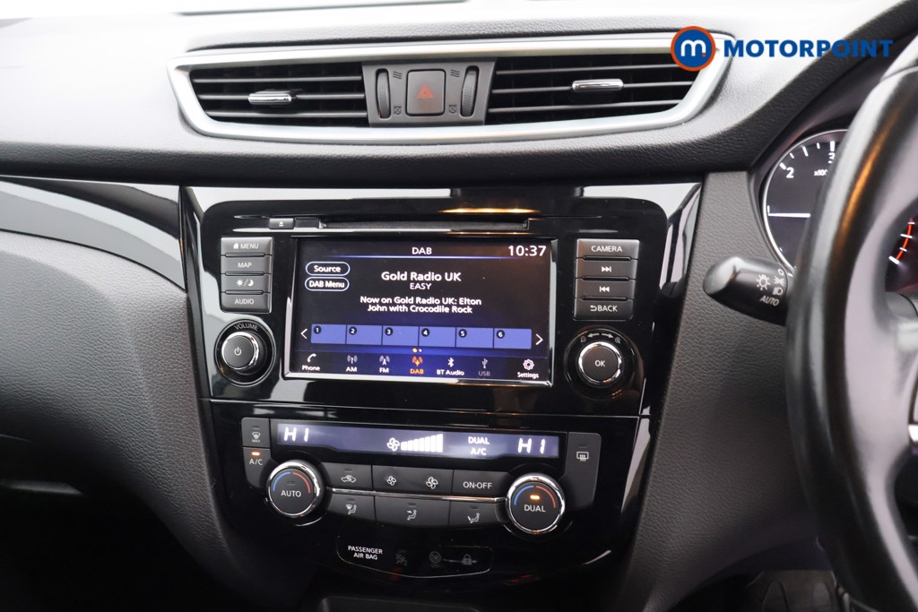 Nissan Qashqai Acenta Premium Manual Diesel SUV - Stock Number (1634767) - 7th supplementary image