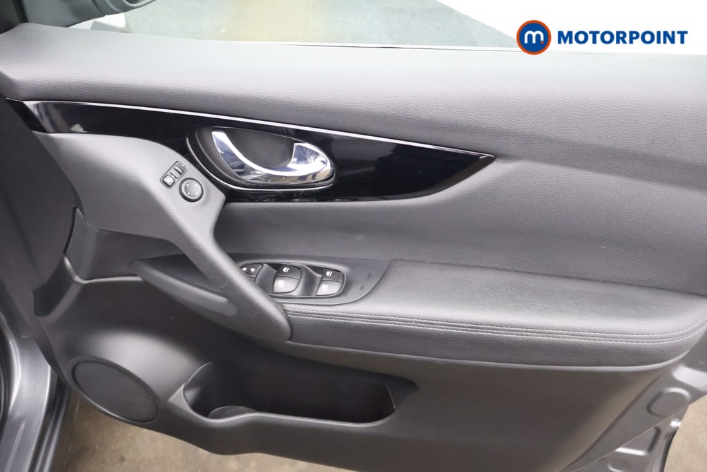 Nissan Qashqai Acenta Premium Manual Diesel SUV - Stock Number (1634767) - 11th supplementary image