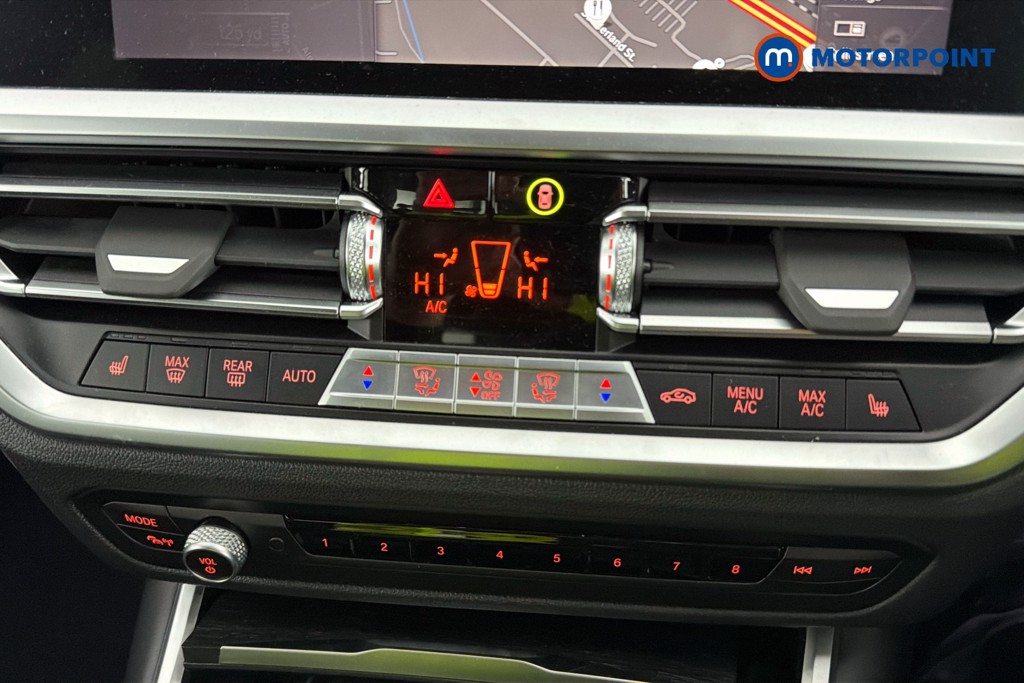 BMW 3 Series M Sport Automatic Petrol Plug-In Hybrid Saloon - Stock Number (1634799) - 12th supplementary image