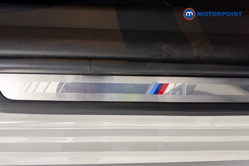 BMW 3 Series M Sport Automatic Petrol Plug-In Hybrid Saloon - Stock Number (1634799) - 27th supplementary image