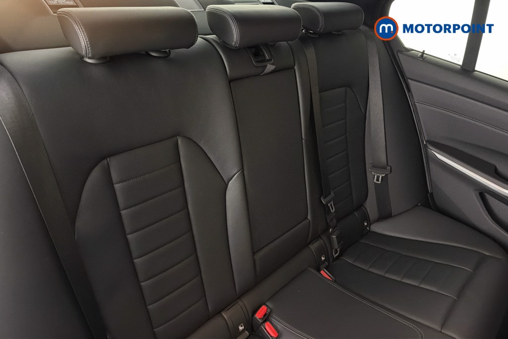 BMW 3 Series M Sport Automatic Petrol Plug-In Hybrid Saloon - Stock Number (1634799) - 28th supplementary image