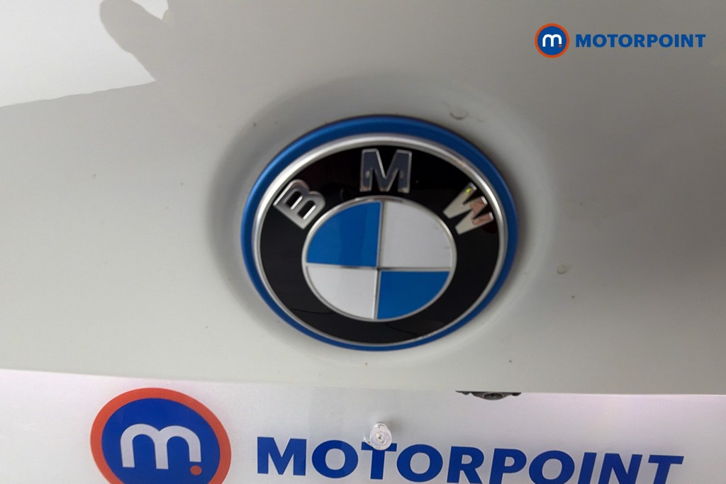 BMW 3 Series M Sport Automatic Petrol Plug-In Hybrid Saloon - Stock Number (1634799) - 37th supplementary image