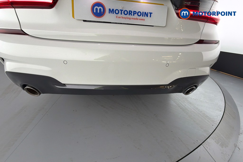 BMW 3 Series M Sport Automatic Petrol Plug-In Hybrid Saloon - Stock Number (1634799) - 39th supplementary image