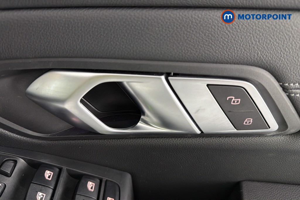 BMW 3 Series M Sport Automatic Petrol Plug-In Hybrid Saloon - Stock Number (1634799) - 42nd supplementary image