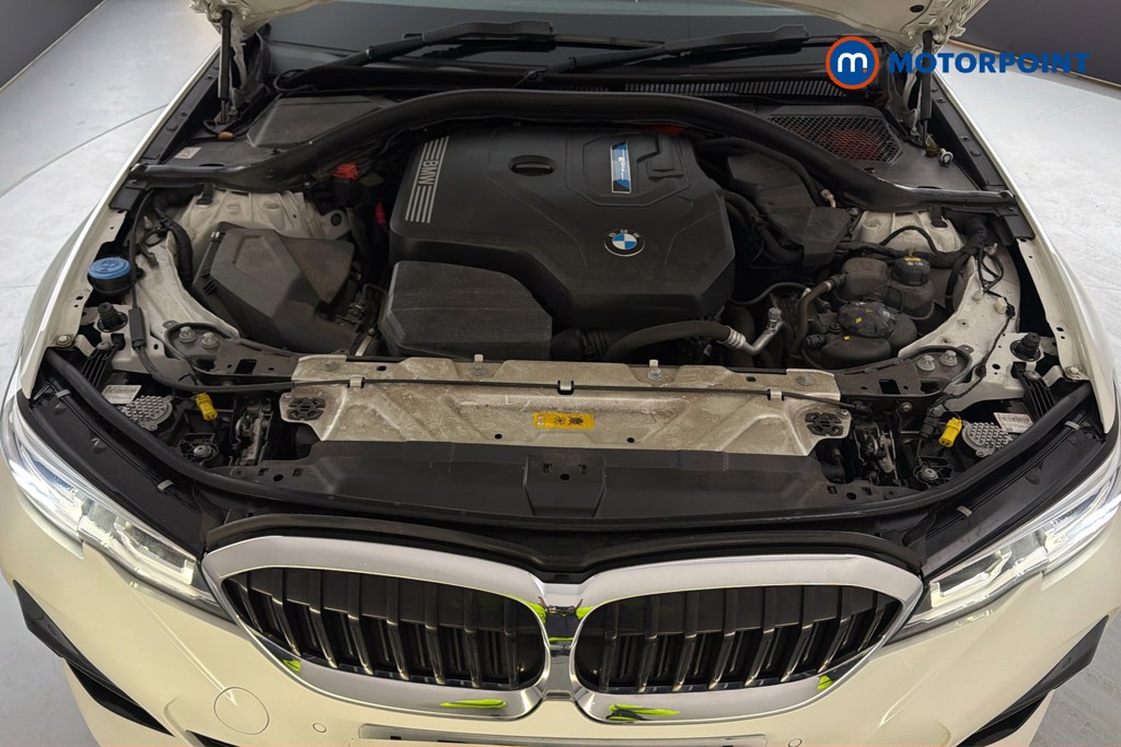 BMW 3 Series M Sport Automatic Petrol Plug-In Hybrid Saloon - Stock Number (1634799) - 51st supplementary image