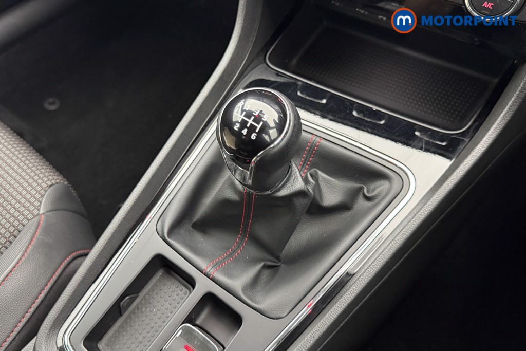 Seat Leon FR Manual Petrol Hatchback - Stock Number (1635034) - 6th supplementary image