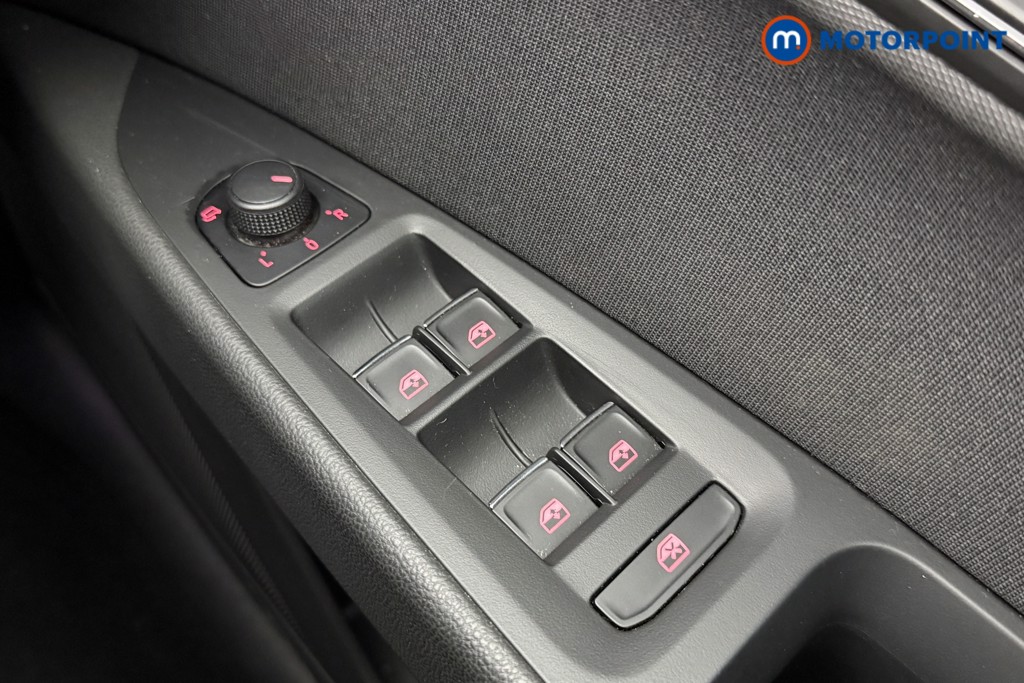 Seat Leon FR Manual Petrol Hatchback - Stock Number (1635034) - 12th supplementary image