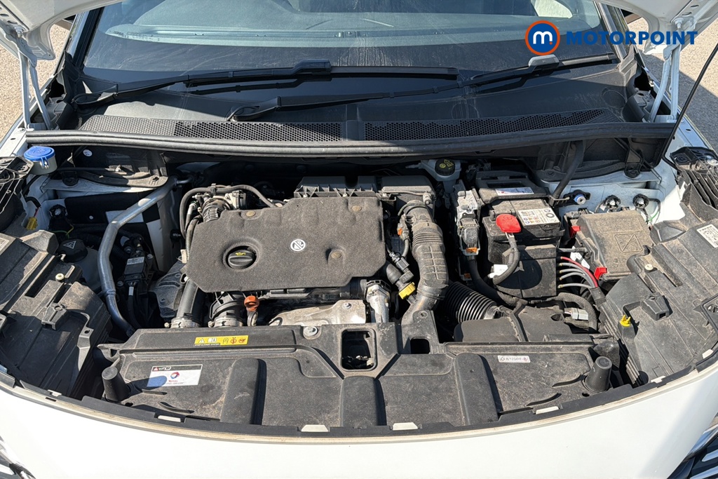 Peugeot 3008 GT Automatic Diesel SUV - Stock Number (1635143) - 48th supplementary image