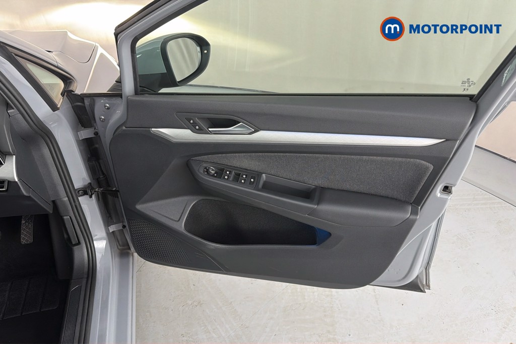 Volkswagen Golf Life Manual Petrol Hatchback - Stock Number (1635166) - 19th supplementary image