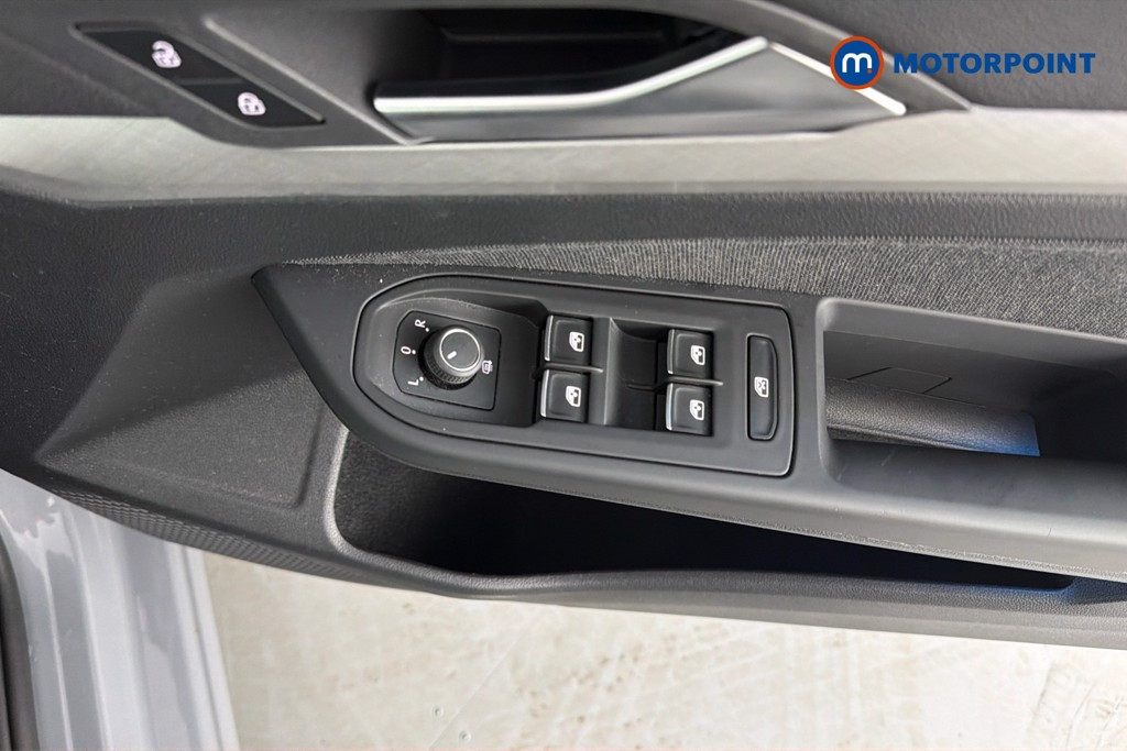 Volkswagen Golf Life Manual Petrol Hatchback - Stock Number (1635166) - 20th supplementary image