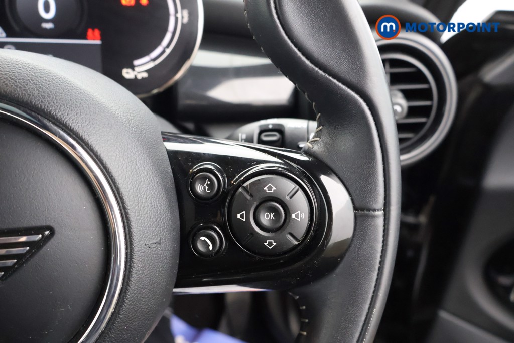 Mini Hatchback Cooper S Level 3 Automatic Electric Hatchback - Stock Number (1635224) - 3rd supplementary image