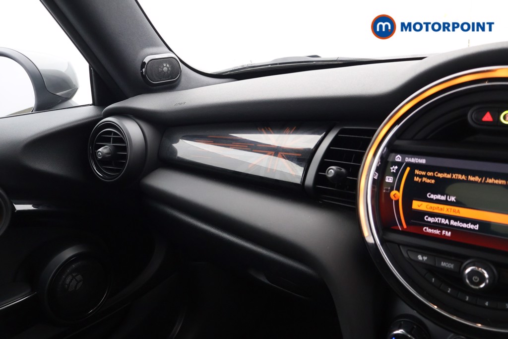 Mini Hatchback Cooper S Level 3 Automatic Electric Hatchback - Stock Number (1635224) - 9th supplementary image