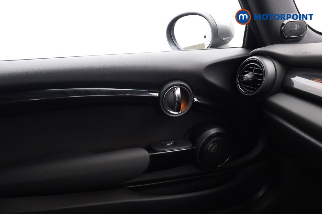 Mini Hatchback Cooper S Level 3 Automatic Electric Hatchback - Stock Number (1635224) - 10th supplementary image