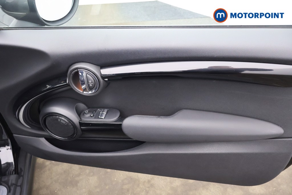 Mini Hatchback Cooper S Level 3 Automatic Electric Hatchback - Stock Number (1635224) - 11th supplementary image