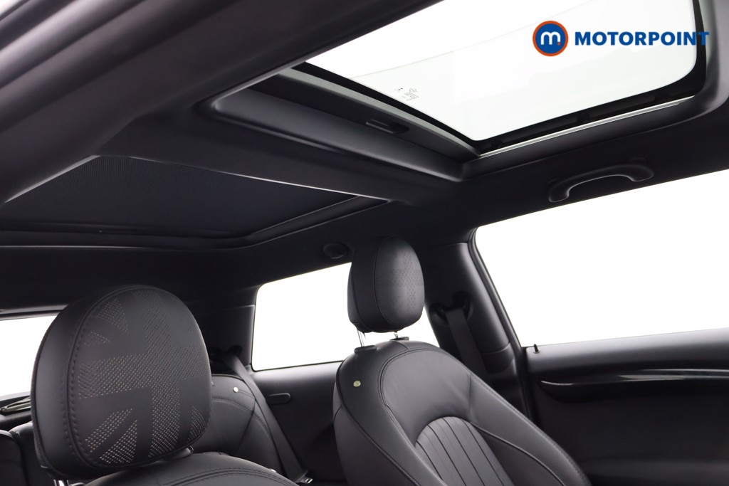 Mini Hatchback Cooper S Level 3 Automatic Electric Hatchback - Stock Number (1635224) - 14th supplementary image