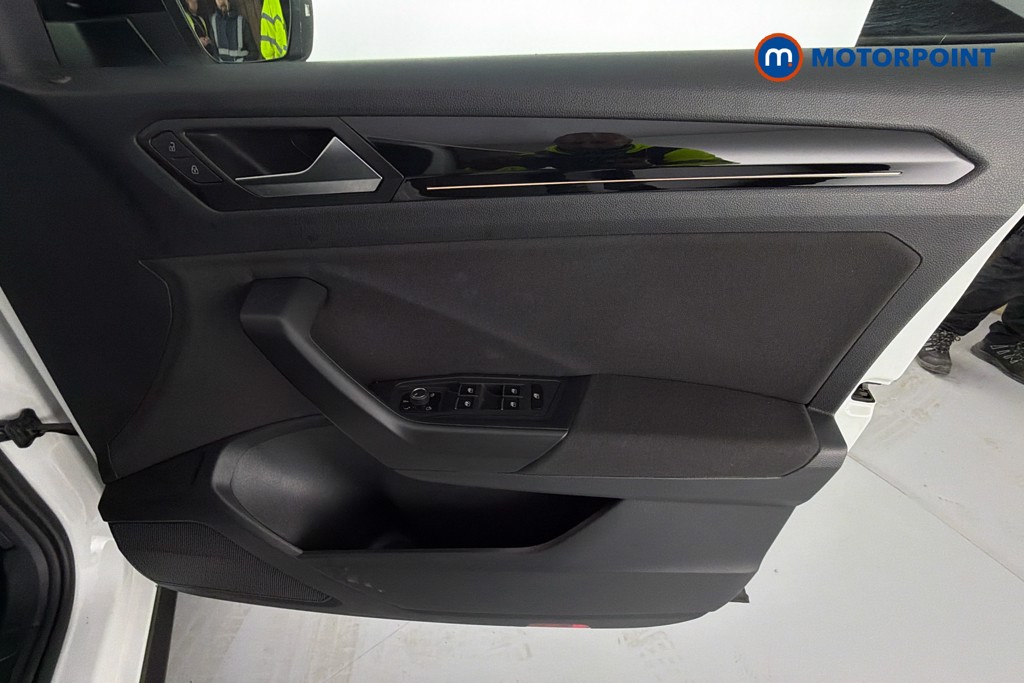 Volkswagen T-Roc Black Edition Automatic Petrol SUV - Stock Number (1635268) - 19th supplementary image