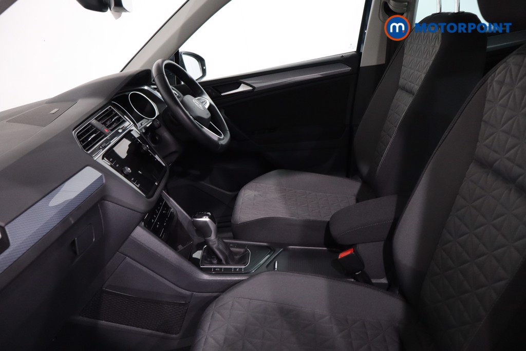 Volkswagen Tiguan Life Automatic Petrol SUV - Stock Number (1635667) - 4th supplementary image