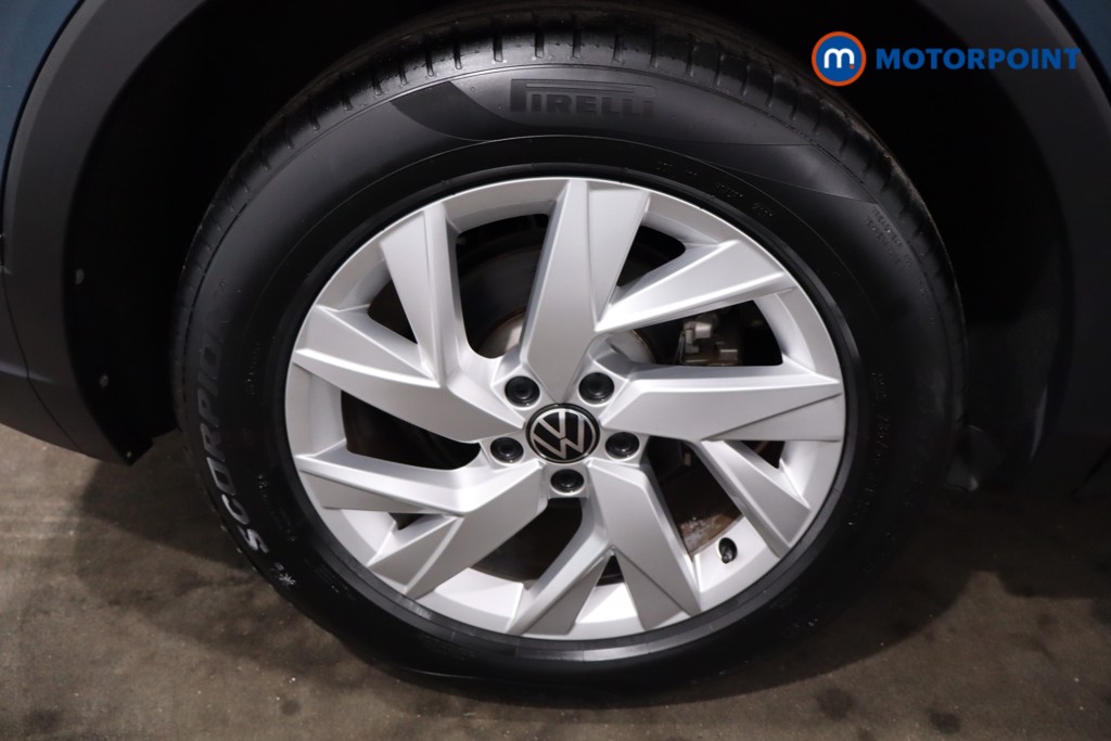 Volkswagen Tiguan Life Automatic Petrol SUV - Stock Number (1635667) - 9th supplementary image