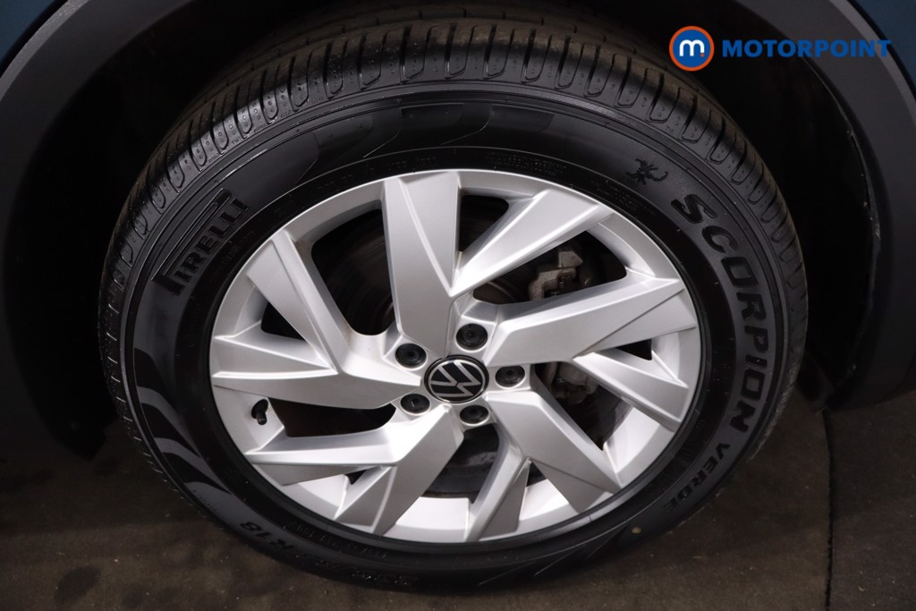 Volkswagen Tiguan Life Automatic Petrol SUV - Stock Number (1635667) - 10th supplementary image