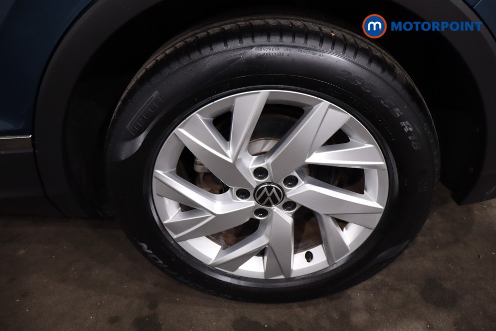 Volkswagen Tiguan Life Automatic Petrol SUV - Stock Number (1635667) - 12th supplementary image