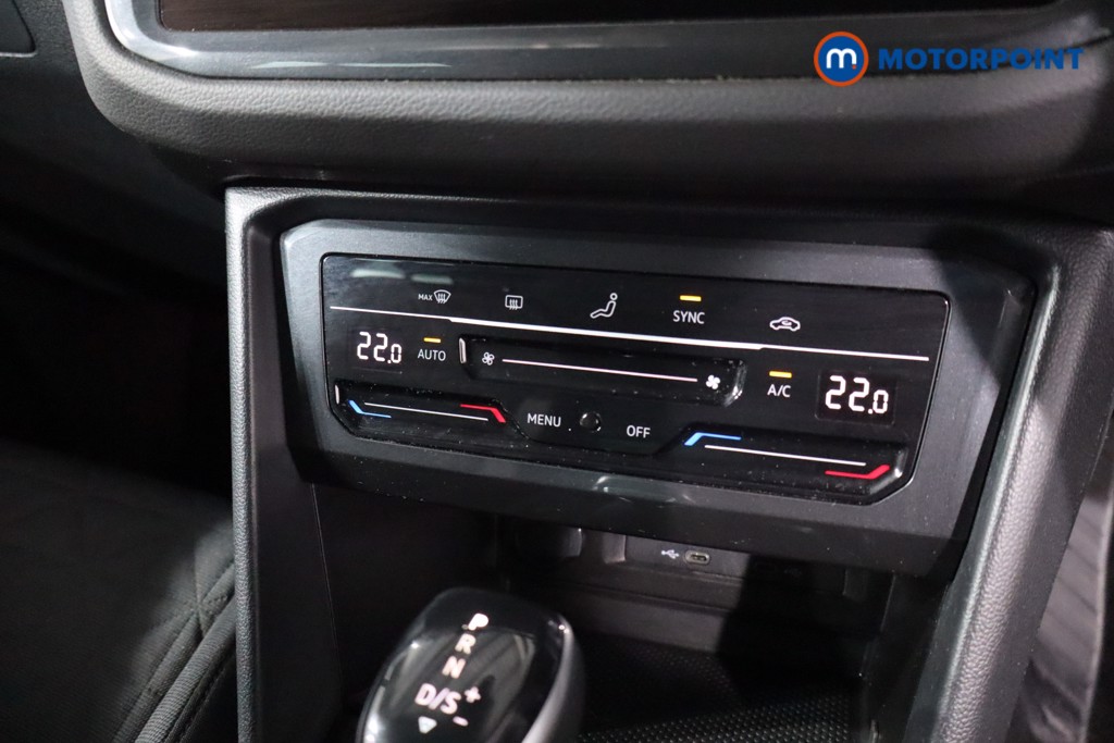 Volkswagen Tiguan Life Automatic Petrol SUV - Stock Number (1635667) - 21st supplementary image
